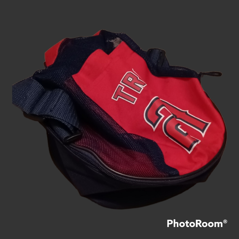 Angels Collectable Trout Backpack - Picture 5 of 5